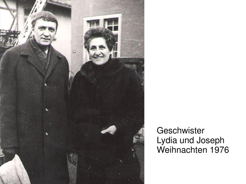 Geschwister Lydia und Joseph Weihnachten 1976