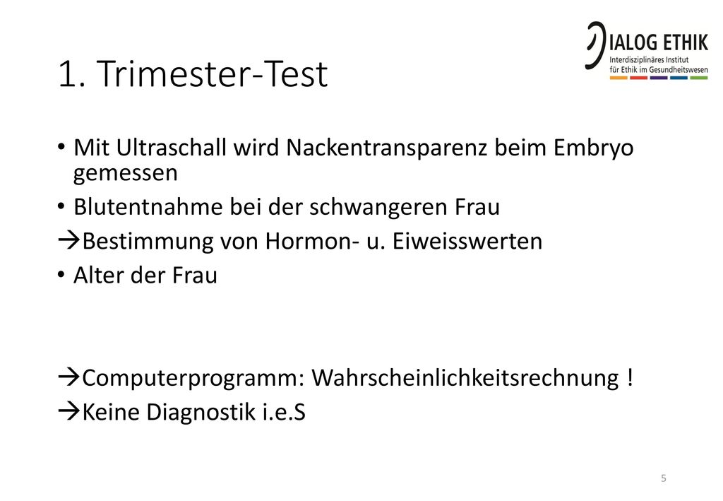 1. Trimester-Test Mit Ultraschall wird Nackentransparenz beim Embryo gemessen. Blutentnahme bei der schwangeren Frau.