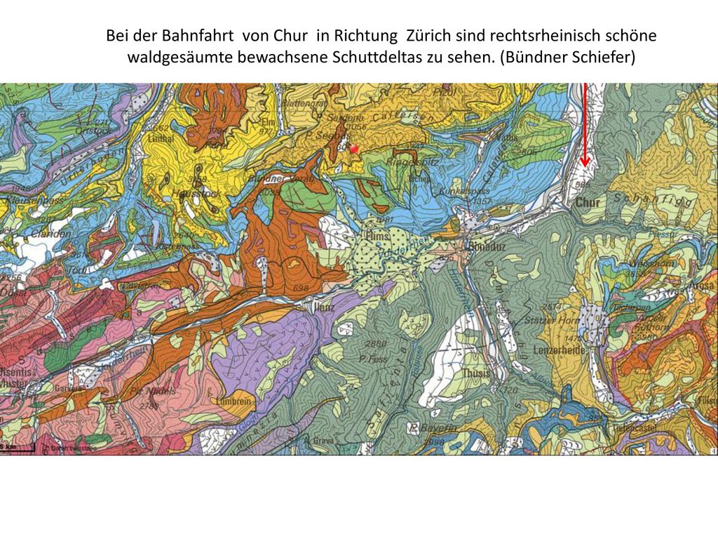 Bei der Bahnfahrt von Chur in Richtung Zürich sind rechtsrheinisch schöne waldgesäumte bewachsene Schuttdeltas zu sehen.