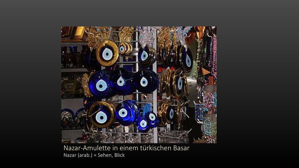 Nazar-Amulette in einem türkischen Basar Nazar (arab.) = Sehen, Blick