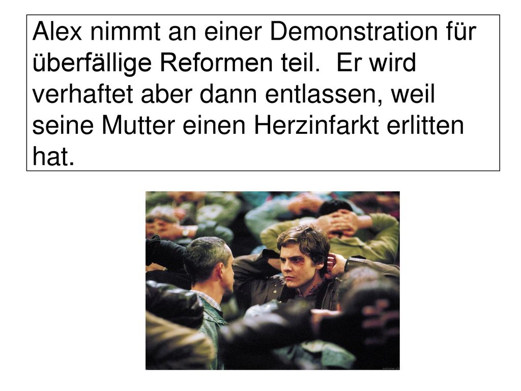 Alex nimmt an einer Demonstration für überfällige Reformen teil