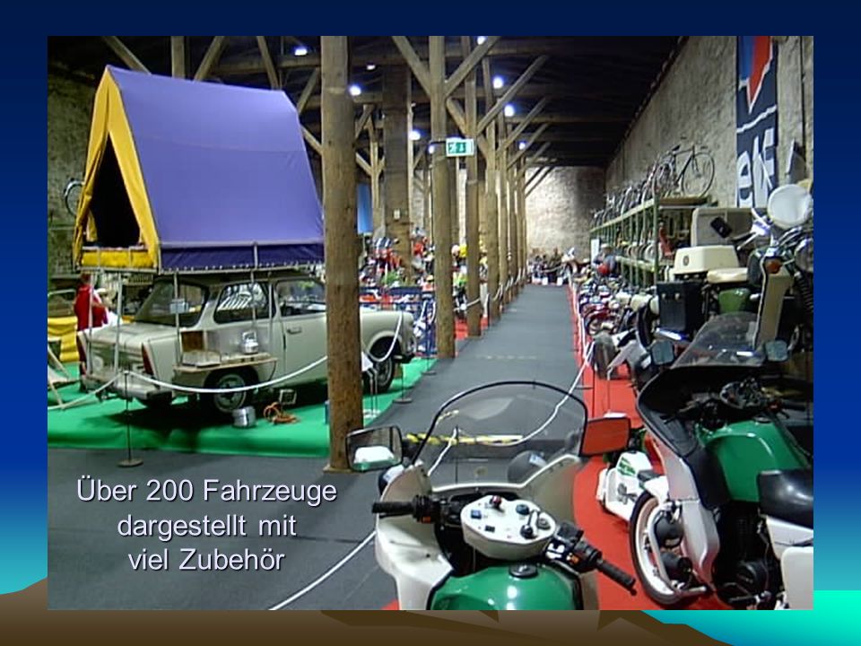 Über 200 Fahrzeuge dargestellt mit viel Zubehör