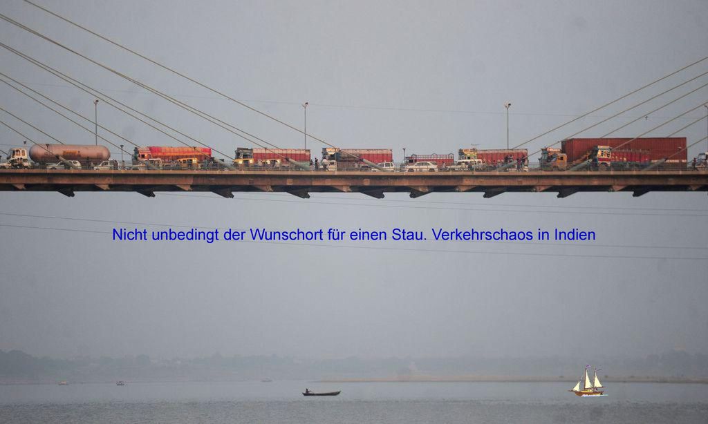 Nicht unbedingt der Wunschort für einen Stau. Verkehrschaos in Indien