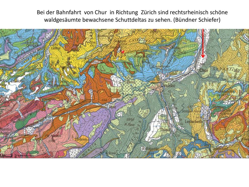 Bei der Bahnfahrt von Chur in Richtung Zürich sind rechtsrheinisch schöne waldgesäumte bewachsene Schuttdeltas zu sehen.
