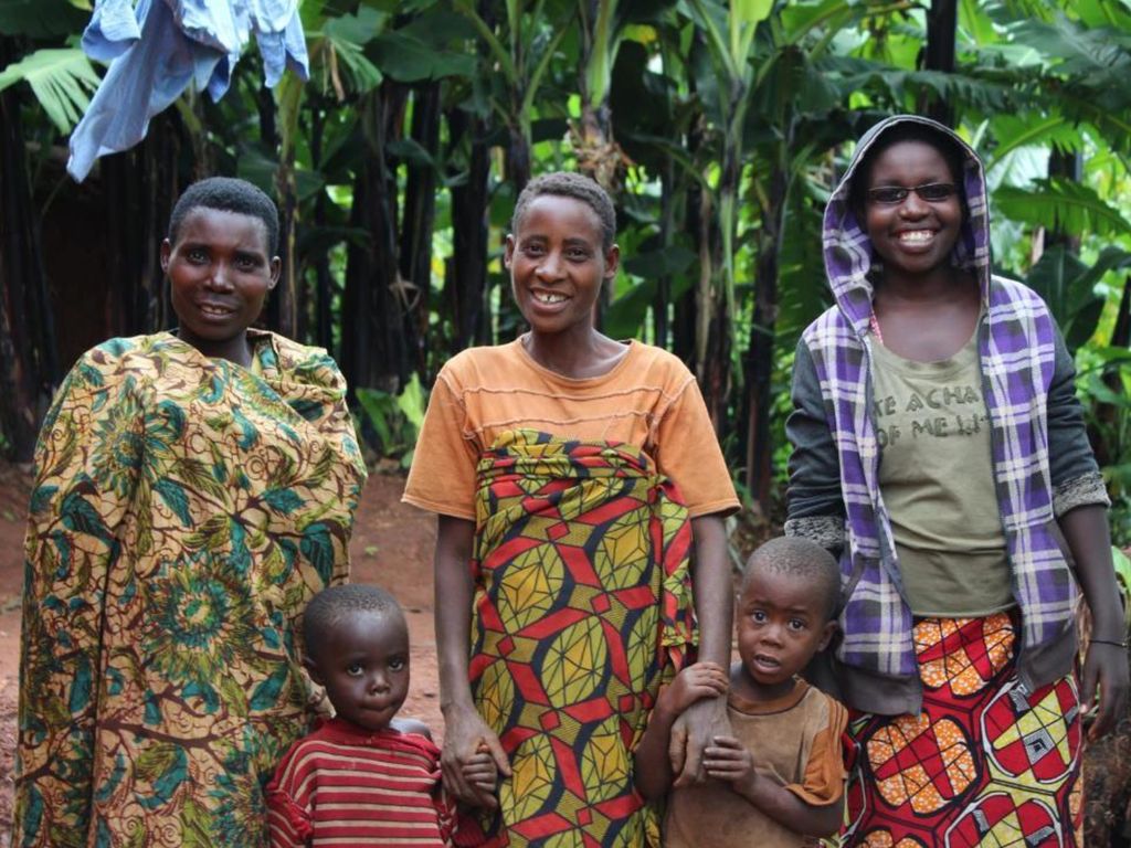 Thema 85% der Burunder sind Hutu, 14% Tutsi und die restlichen 1% sind Batwa (auch Twa genannt).