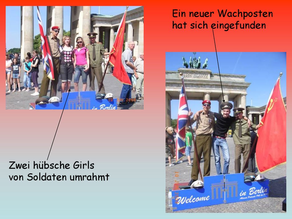 Ein neuer Wachposten hat sich eingefunden Zwei hübsche Girls von Soldaten umrahmt