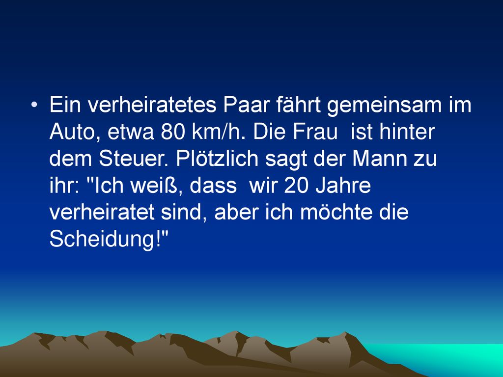 Ein verheiratetes Paar fährt gemeinsam im Auto, etwa 80 km/h