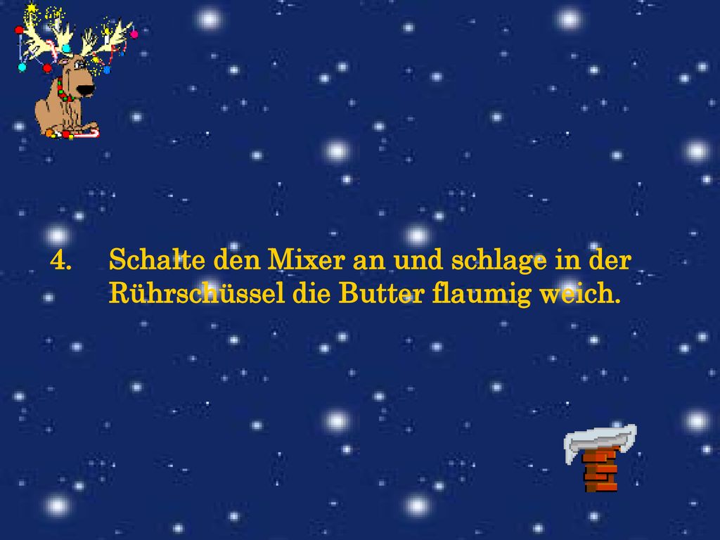 Schalte den Mixer an und schlage in der Rührschüssel die Butter flaumig weich.
