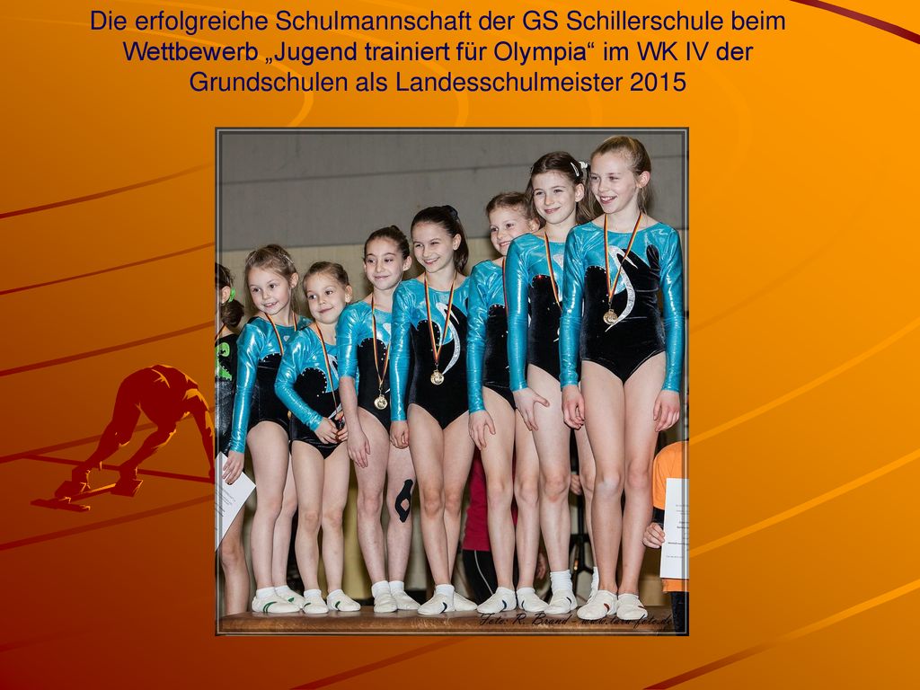 Die erfolgreiche Schulmannschaft der GS Schillerschule beim Wettbewerb „Jugend trainiert für Olympia im WK IV der Grundschulen als Landesschulmeister 2015