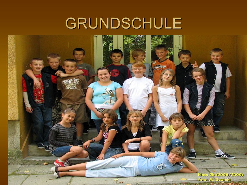 GRUNDSCHULE