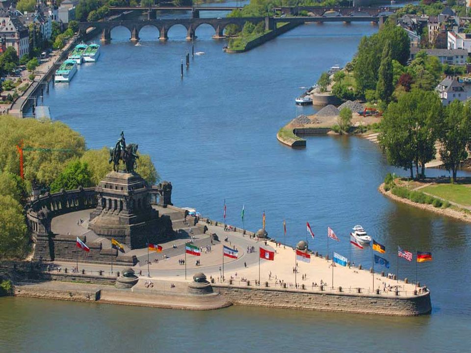 Koblenz, eine wunderschöne Stadt, am Zusammenfluss von Mosel und Rhein gelegen, die von den Römern gegründet wurde.