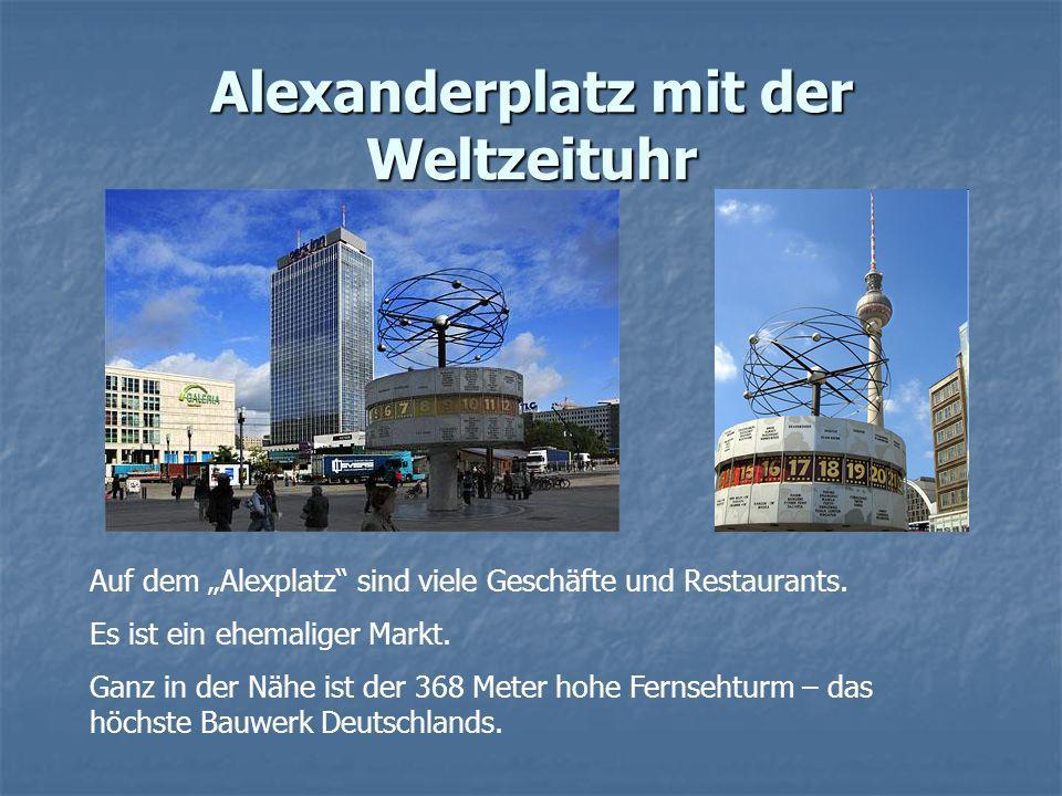 Alexanderplatz mit der Weltzeituhr
