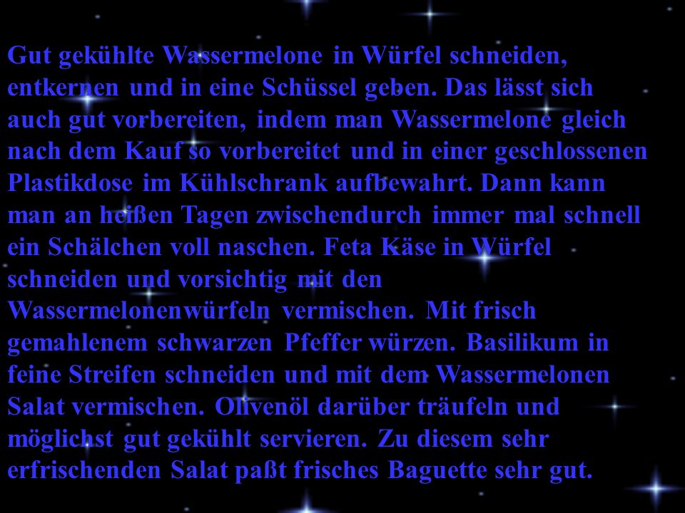 Gut gekühlte Wassermelone in Würfel schneiden, entkernen und in eine Schüssel geben.