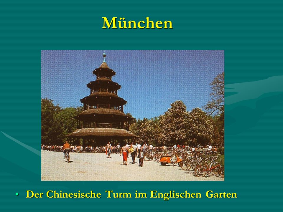 München Der Chinesische Turm im Englischen Garten